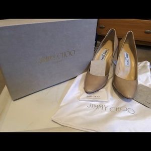 Jimmy choo pump patent leather gently used